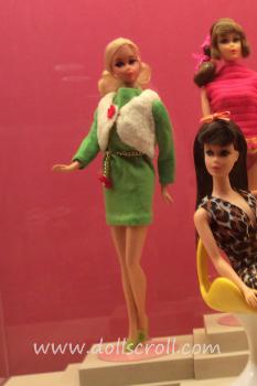 Mattel - Barbie - Important In-Vestment - наряд